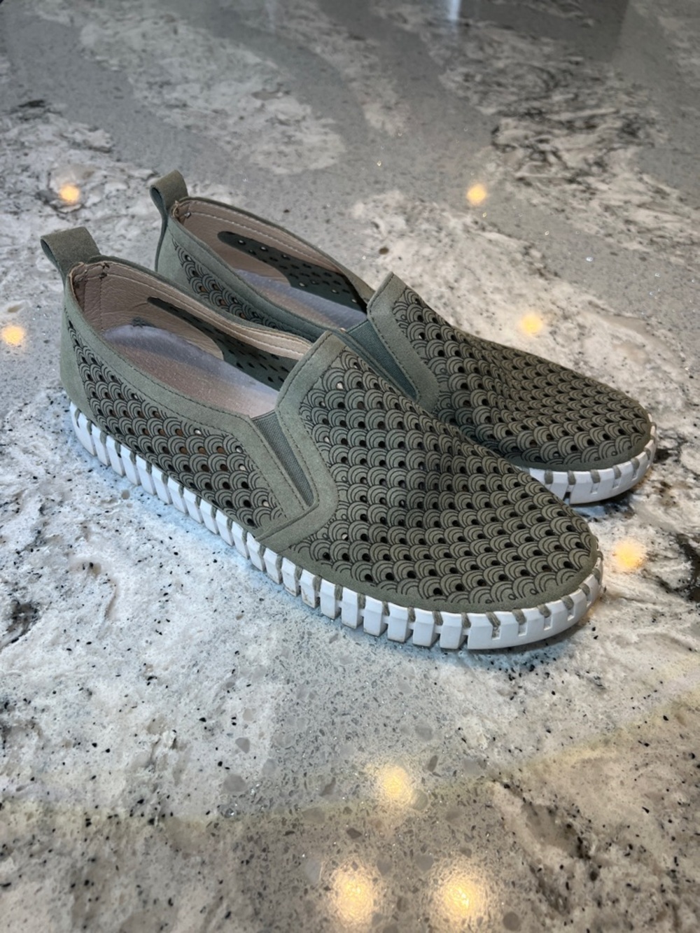 Ilse Jacobsen Tulip 140 Perforated Slip-On Sneakers Army Green Size 41